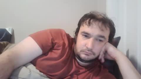 Snapshot of greenbee08 chatting on 09/18/25, 09:22 greenbee08 online show from 09/18/25, 09:22