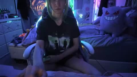 GreenEyedLovexo online show from 09/15/25, 04:23