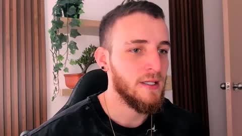 Juan online show from 11/28/25, 06:54