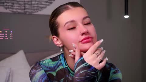 Kelly online show from 11/13/25, 01:32