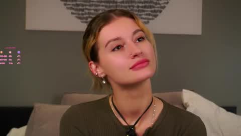 Kelly online show from 12/02/25, 12:54