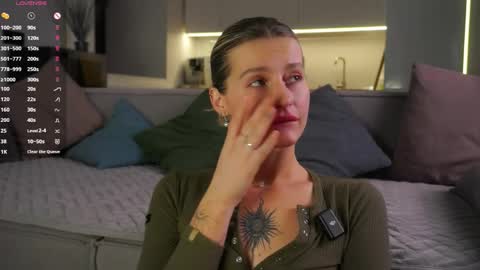 Kelly online show from 04/22/26, 02:29