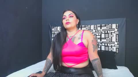 Snapshot of greenkarla chatting on 01/20/25, 01:11 Karla Green online show from 01/20/25, 01:11