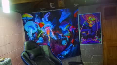 Snapshot of greenlungs8195 chatting on 02/16/25, 09:48 Greenlungs8195 online show from 02/16/25, 09:48