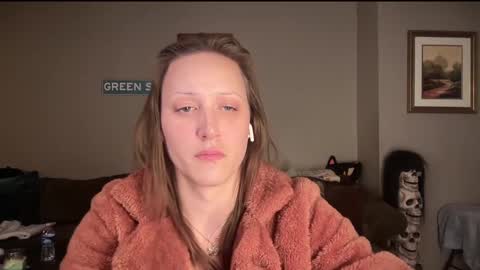 Snapshot of greenxxxqueen chatting on 02/02/25, 10:02 SexQueen Nikki online show from 02/02/25, 10:02