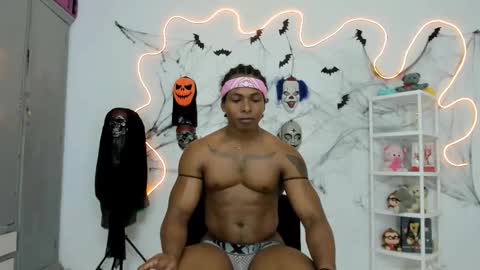 Snapshot of gregoriiandmax chatting on 10/13/25, 03:45 Gregori online show from 10/13/25, 03:45