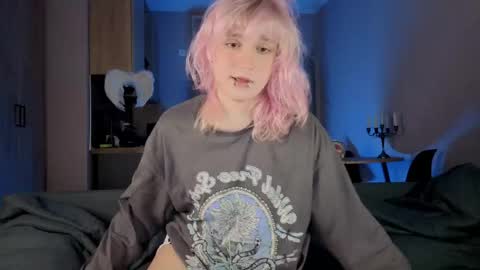 Greg-independent model online show from 04/14/26, 09:21