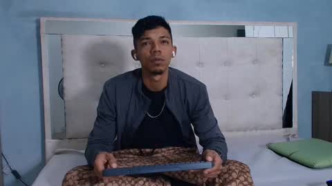 GregorySforza online show from 09/18/25, 12:07