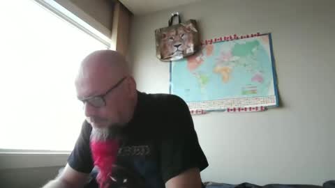 Snapshot of gregrev chatting on 01/02/25, 10:55 gregrev online show from 01/02/25, 10:55