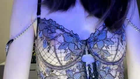 Greta online show from 12/19/25, 10:17