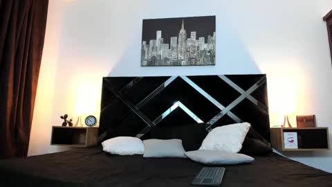 Snapshot of grey_noa22 chatting on 04/11/26, 03:22 Benjamin online show from 04/11/26, 03:22