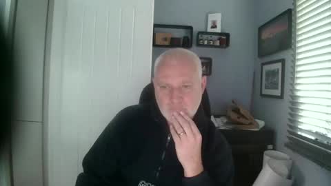 greyfox_6000 online show from 02/17/25, 04:15