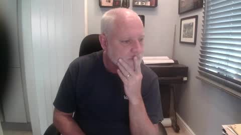 greyfox_6000 online show from 03/10/25, 11:53