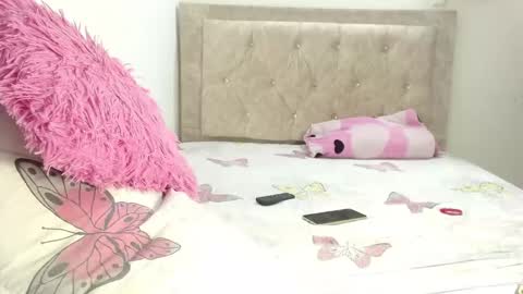 Snapshot of greys02 chatting on 02/20/26, 02:30 greys02 online show from 02/20/26, 02:30