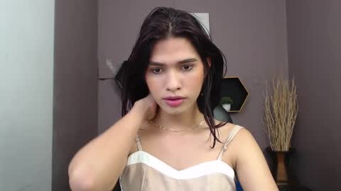 Snapshot of greys_ath chatting on 02/18/25, 05:09 greys online show from 02/18/25, 05:09