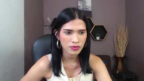 Snapshot of greys_ath chatting on 03/09/25, 02:50 greys online show from 03/09/25, 02:50