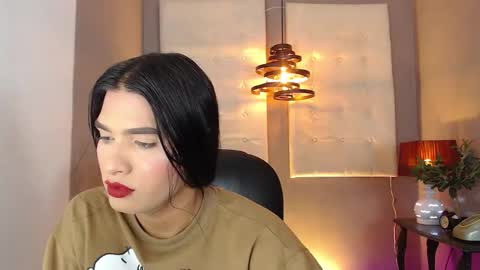 Snapshot of greys_ath chatting on 11/24/25, 04:23 greys online show from 11/24/25, 04:23