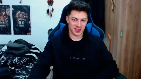 Snapshot of griego01 chatting on 12/09/24, 01:07 griego01 online show from 12/09/24, 01:07