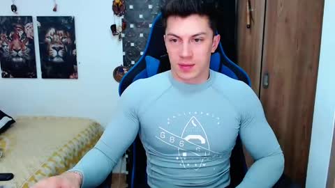 Snapshot of griego01 chatting on 12/18/24, 10:02 griego01 online show from 12/18/24, 10:02