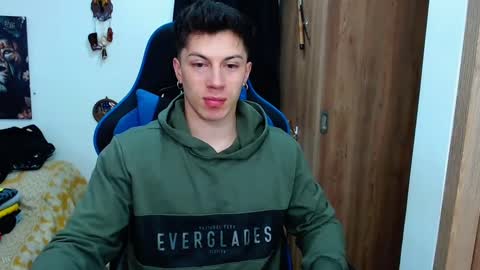 Snapshot of griego01 chatting on 12/28/24, 01:50 griego01 online show from 12/28/24, 01:50