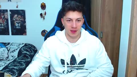 Snapshot of griego01 chatting on 01/23/25, 05:35 griego01 online show from 01/23/25, 05:35