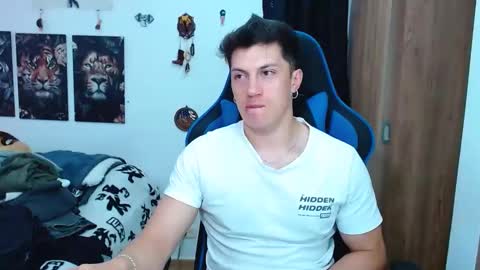 Snapshot of griego01 chatting on 02/16/25, 10:21 griego01 online show from 02/16/25, 10:21