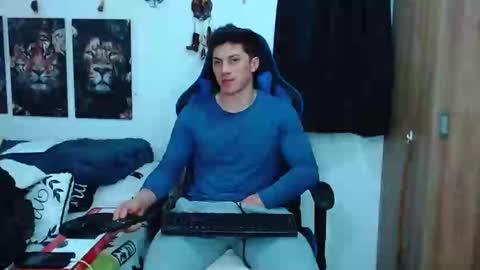 Snapshot of griego01 chatting on 02/23/25, 01:46 griego01 online show from 02/23/25, 01:46