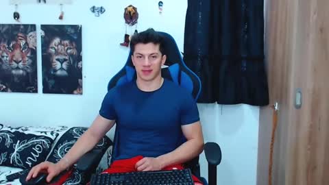 Snapshot of griego01 chatting on 02/26/25, 07:49 griego01 online show from 02/26/25, 07:49