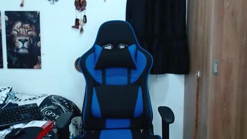 Snapshot of griego01 chatting on 03/09/25, 12:10 griego01 online show from 03/09/25, 12:10