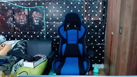 Snapshot of griego01 chatting on 09/13/25, 08:08 griego01 online show from 09/13/25, 08:08