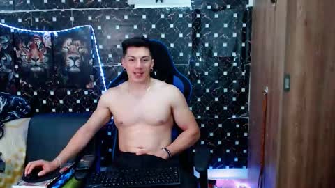 Snapshot of griego01 chatting on 09/24/25, 01:09 griego01 online show from 09/24/25, 01:09