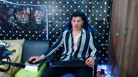 Snapshot of griego01 chatting on 09/30/25, 10:04 griego01 online show from 09/30/25, 10:04