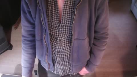 Snapshot of grimbergen123 chatting on 02/09/25, 04:18 Grim online show from 02/09/25, 04:18