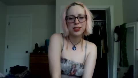 grimygirlie online show from 09/27/25, 08:47
