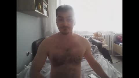 Snapshot of gringo900603 chatting on 12/18/25, 12:44 gringo900603 online show from 12/18/25, 12:44