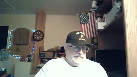 gripthisniceandhard001 online show from 12/21/25, 11:34