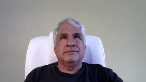 grisa01 online show from 02/03/25, 06:39