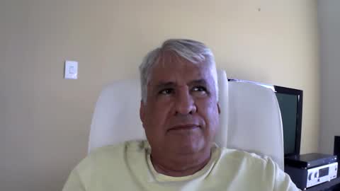 grisa01 online show from 04/15/26, 01:07