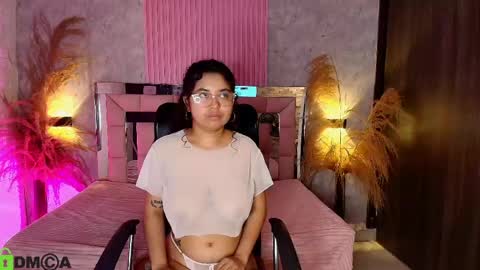 Snapshot of griselle_rousse chatting on 05/27/26, 11:07 online show from 05/27/26, 11:07