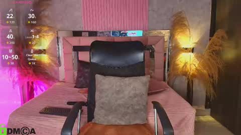 Snapshot of griselle_rousse chatting on 06/04/26, 11:33 online show from 06/04/26, 11:33