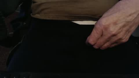 Snapshot of griz01 chatting on 03/02/26, 01:40 griz01 online show from 03/02/26, 01:40