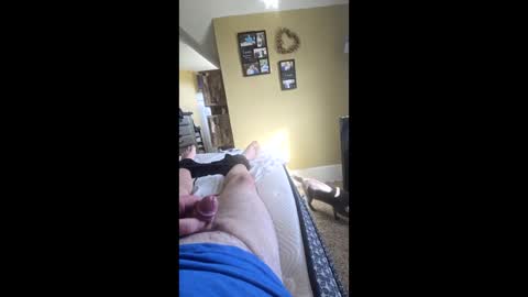 Snapshot of grizzely1975 chatting on 09/20/25, 03:57 grizzely1975 online show from 09/20/25, 03:57