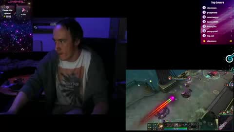 Snapshot of groundworker453718 chatting on 12/25/24, 08:17 I can be everything you want online show from 12/25/24, 08:17