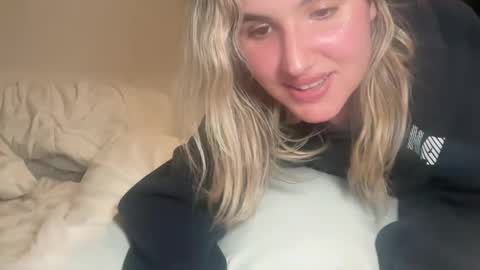 grrlgod online show from 03/01/25, 05:20