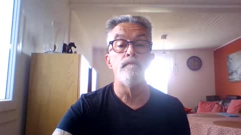 Grybear online show from 05/12/26, 10:01
