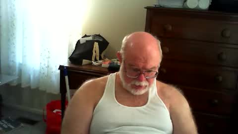 Gary online show from 05/08/26, 01:38