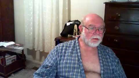 Gary online show from 05/19/26, 01:33