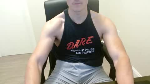 Snapshot of gtpaintball_old chatting on 09/13/25, 05:35 Clark Kent online show from 09/13/25, 05:35