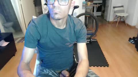 guachin_new online show from 10/17/25, 05:21