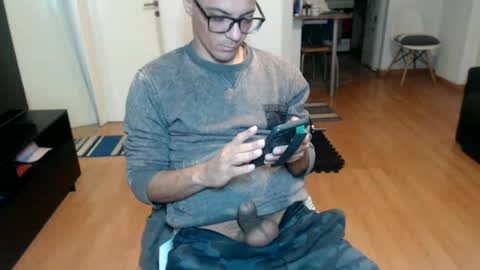 Snapshot of guachin_new chatting on 06/25/26, 05:07 guachin_new online show from 06/25/26, 05:07